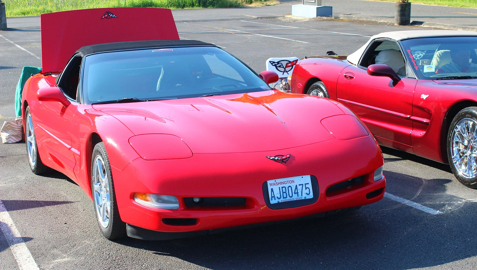 Click to Enlarge-Esc to Close Corvette Generations/C5/C5 2000 Red BDS.webp